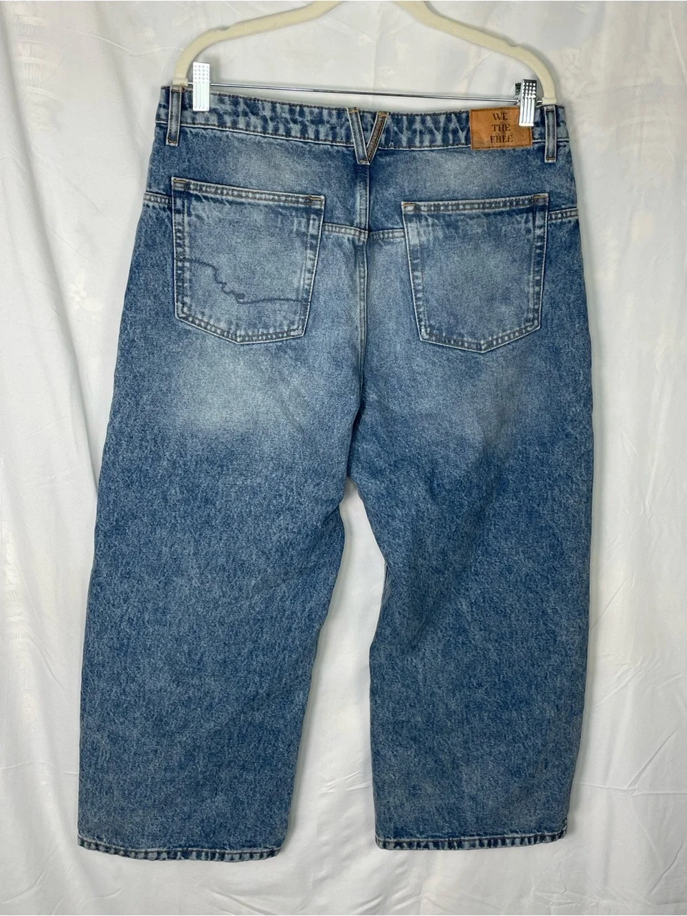 We The Free Light Blue Barrel Jeans - Picture 3 of 6